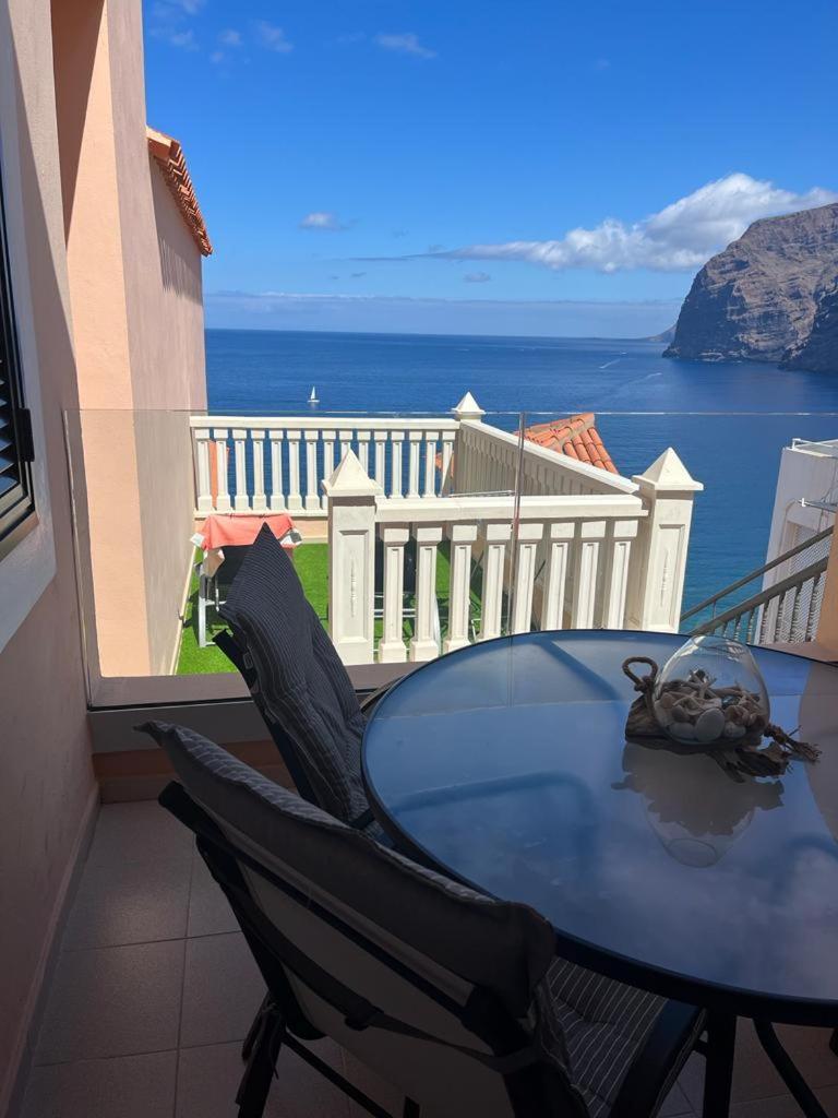 אקנטילדו דה לוס גיגנטס Acantilados De Los Gigantes, Islas Canarias, Espana מראה חיצוני תמונה